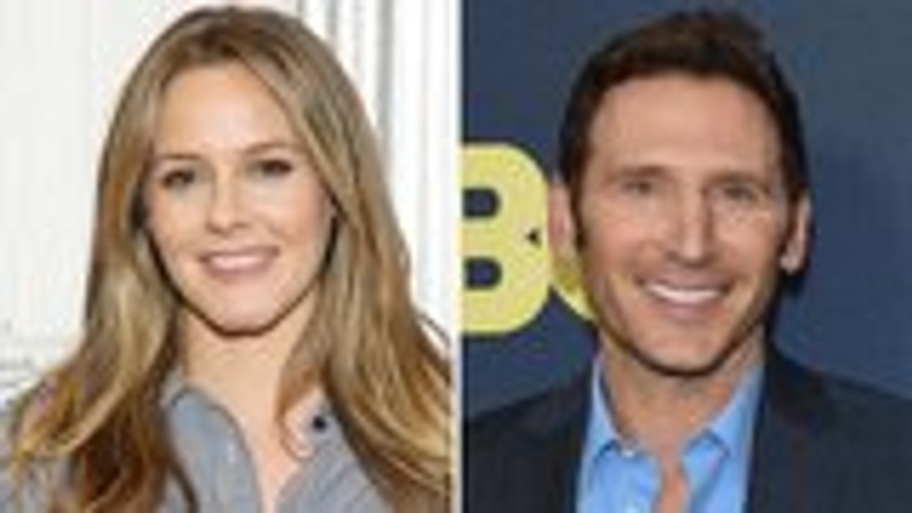 Alicia Silverstone, Mark Feuerstein to Star in Netflix’s ‘Baby-Sitters Club’ Reboot | THR News