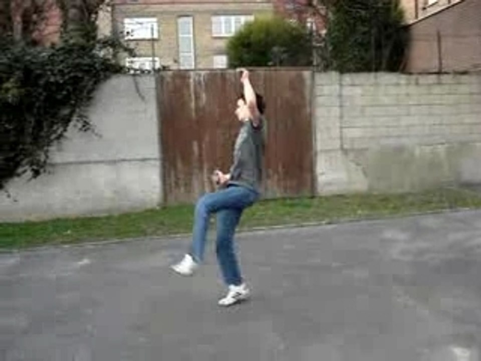 Jumpstyle Hardjump Martini-Jumper Jul Brice