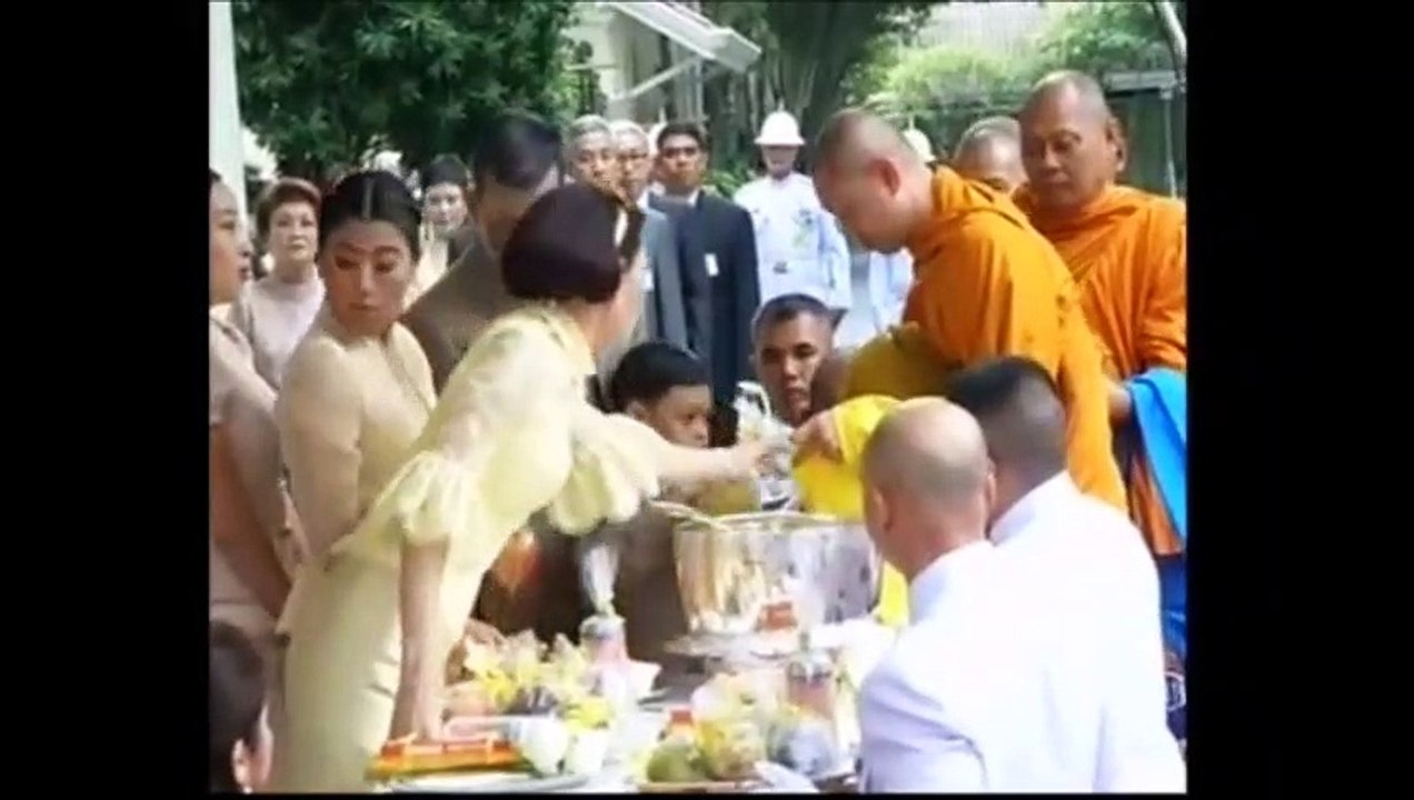 ย้อนดูวันวานของท่านผู้หญิงศรีรัศมิ์ สุวะดี พระราชินีตัวจริงของคนไทย ทรงพระเจริญ