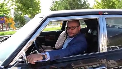 9. Cumhurbaşkanı Süleyman Demirel’in otomobili 110 bin TL'ye satışa çıktı