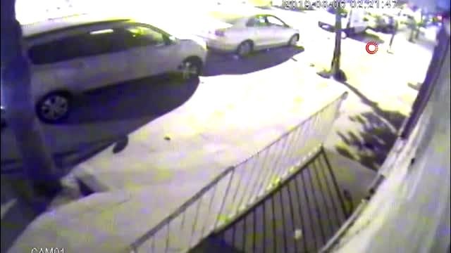 Esenyurt'ta polislerin dikkati gasp zanlılarını yakalattı