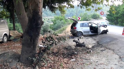 Antalya’da düğün dönüşü kaza: 3 yaralı