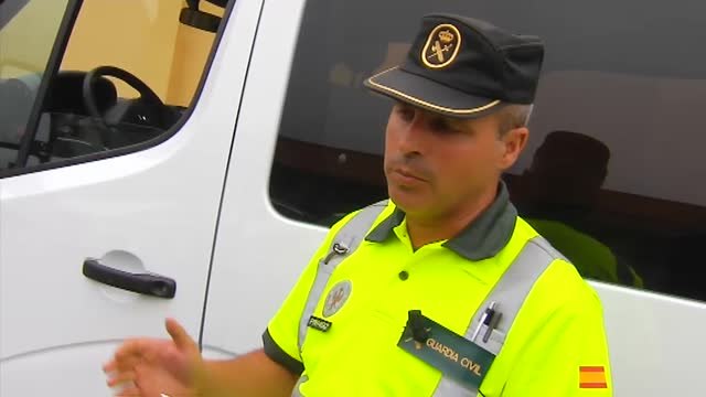 La guardia civil utiliza furgonetas camufladas para atrapar a infractores