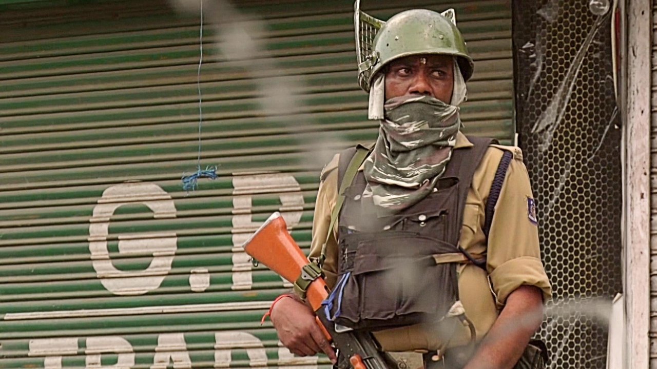 Kashmir tension: Region remains under lockdown