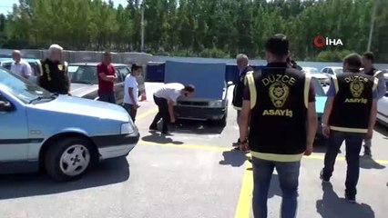 Arabası çalınan vatandaşlara polisten bayram sürprizi