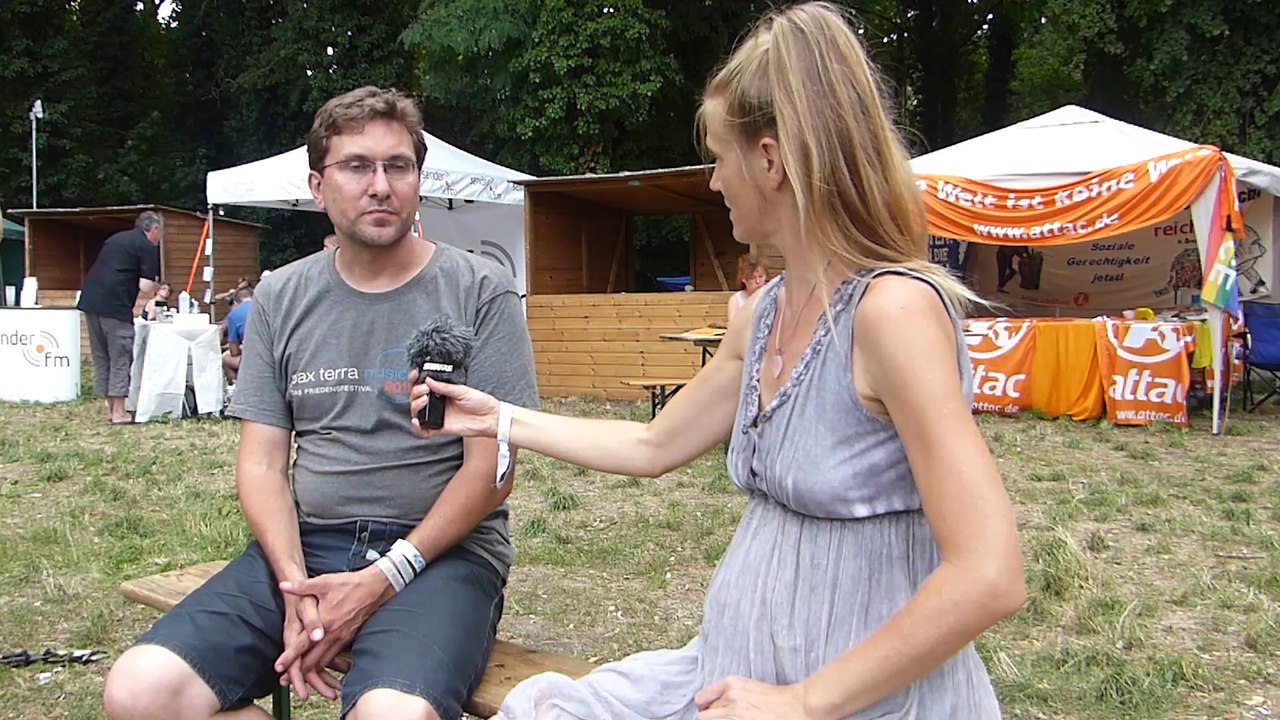 Malte Klingauf auf dem Pax Terra Musica Festival über Frieden, Musik & Medien (NMTV im Dialog)