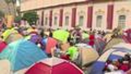 Chavistas acampan en Caracas en respaldo a Maduro