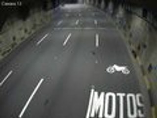 En video: c√°mara de seguridad registr√≥ paso a alta velocidad de Mercedes Benz en t√∫nel de la Avenida Colombia