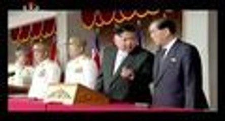 Corea del Norte saca pecho ante EEUU y muestra sus misiles en un gran desfile