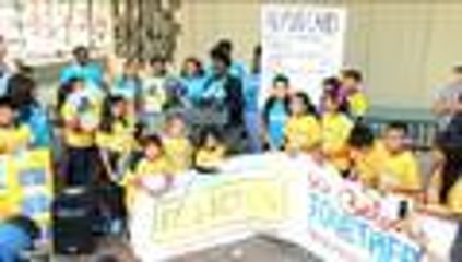 Jóvenes latinos ponen rumbo a Washington para que Trump no deporte a familias