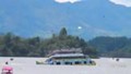 En video: así naufragó embarcación con más de cien turistas en represa de Guatapé