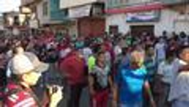 Con insultos y piedras recibieron a 'Timochenko' en Yumbo, Valle