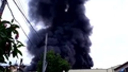 Se incendia una bodega en el barrio Popular, en el norte de Cali