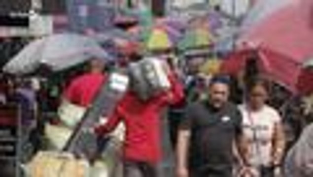 Ventas callejeras en el centro siguen creciendo sin control