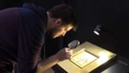 Montevideo recibe exposición de arte que muestra el oro de los paisajes colombianos