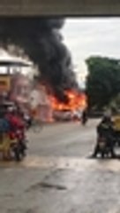 Incendio vehicular en la vía Candelaria Palmira