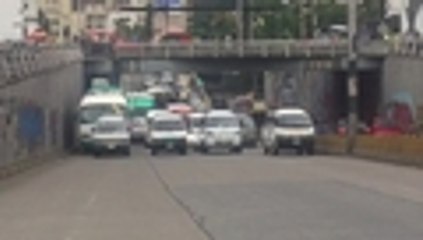 Caravana llega a la Calle 5