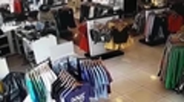 Hurto a almacén de ropa en Palmira quedó grabado en video, autoridades investigan