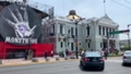 Guillermo Del Toro abre la puerta a sus monstruos en  busca de su identidad