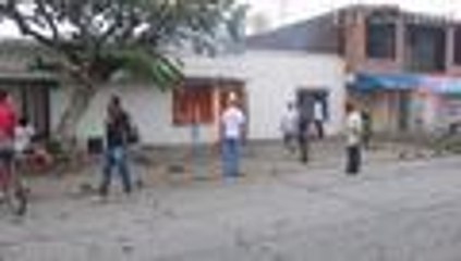 Un lesionado deja incendio en vivienda del barrio Salomia, norte de Cali