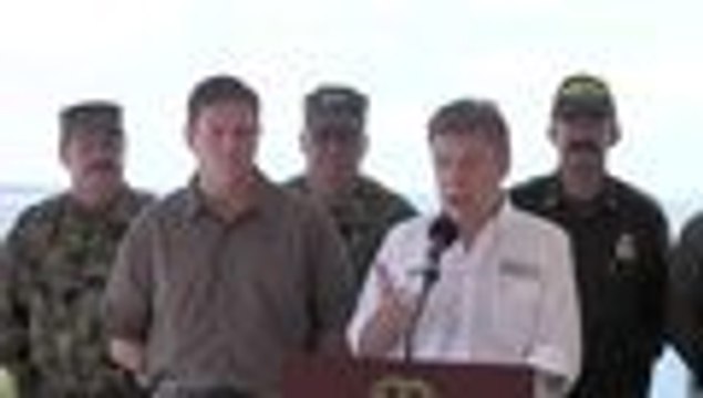 La guerra es entre combatientes, no con la población civil : Santos a las Farc