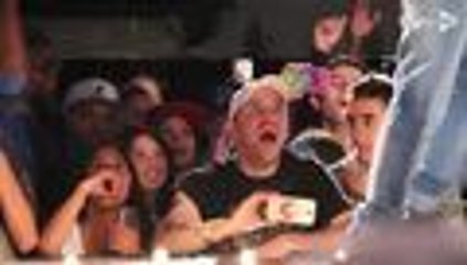 Improvisaciones, versos y mucha energía en la 'Red Bull batalla de gallos 2014'