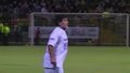 Maradona juega "Partido por la Paz" en Colombia