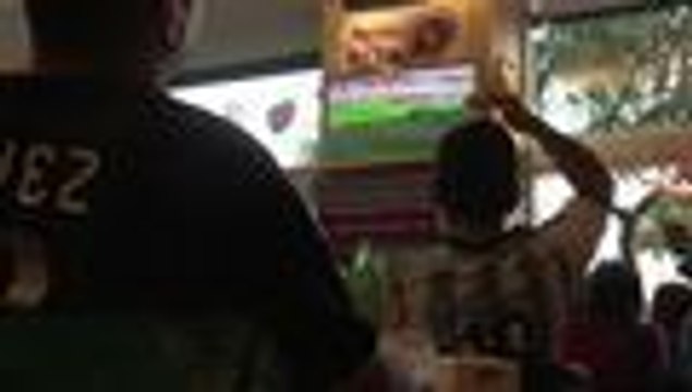 Video: Lloran los hinchas argentinos, tras derrota de su selecci√≥n