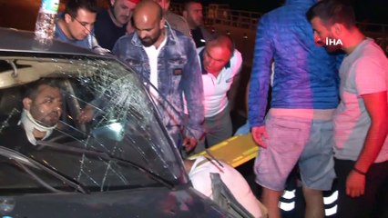 Kontrolden çıkan otomobil karşı şeritteki araçla çarpıştı: 1 ağır yaralı