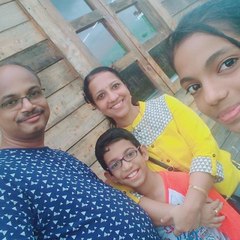 വെള്ളപ്പൊക്കത്തില്‍ കുടുങ്ങിയ മലയാളികള്‍ സഹായം തേടുന്നു | Oneindia Malayalam