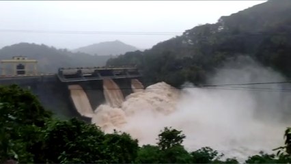 പ്രളയ ഭീതിയില്‍ മൂന്നാര്‍ | Oneindia Malayalam