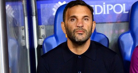 Kırmızı kart gören Okan Buruk tarihe geçti