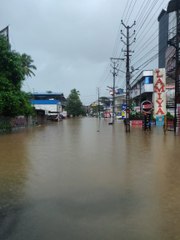 സംസ്ഥാനത്ത് 2 ദിവസം കൂടി കനത്ത മഴ | Oneindia Malayalam