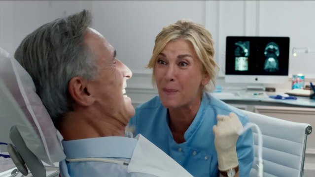 JOYEUSE RETRAITE Film - Thierry Lhermitte, Michèle Laroque