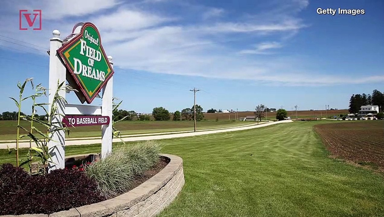 ‘Field of Dreams’ to Host Bernie Sanders’ Campaign vs. Media Softball Game