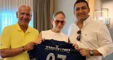 Jennifer Lopez'e Antalyaspor forması hediye edildi!