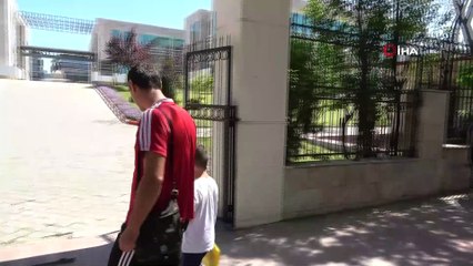 7 yaşındaki çocuğa annesi ve birlikte yaşadığı şahıs tarafından işkence iddiasına ilişkin suç duyurusu