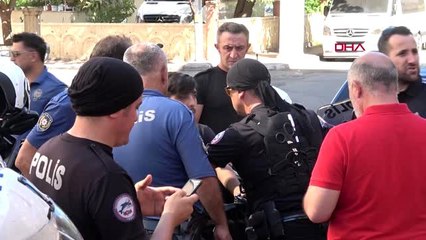 ANTALYA Evden tabancayla çıkan oğlunu polise ihbar etti
