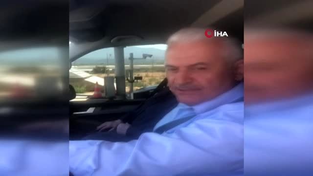 Binali Yıldırım, İstanbul-İzmir Otoyolu'nda direksiyon koltuğuna oturdu
