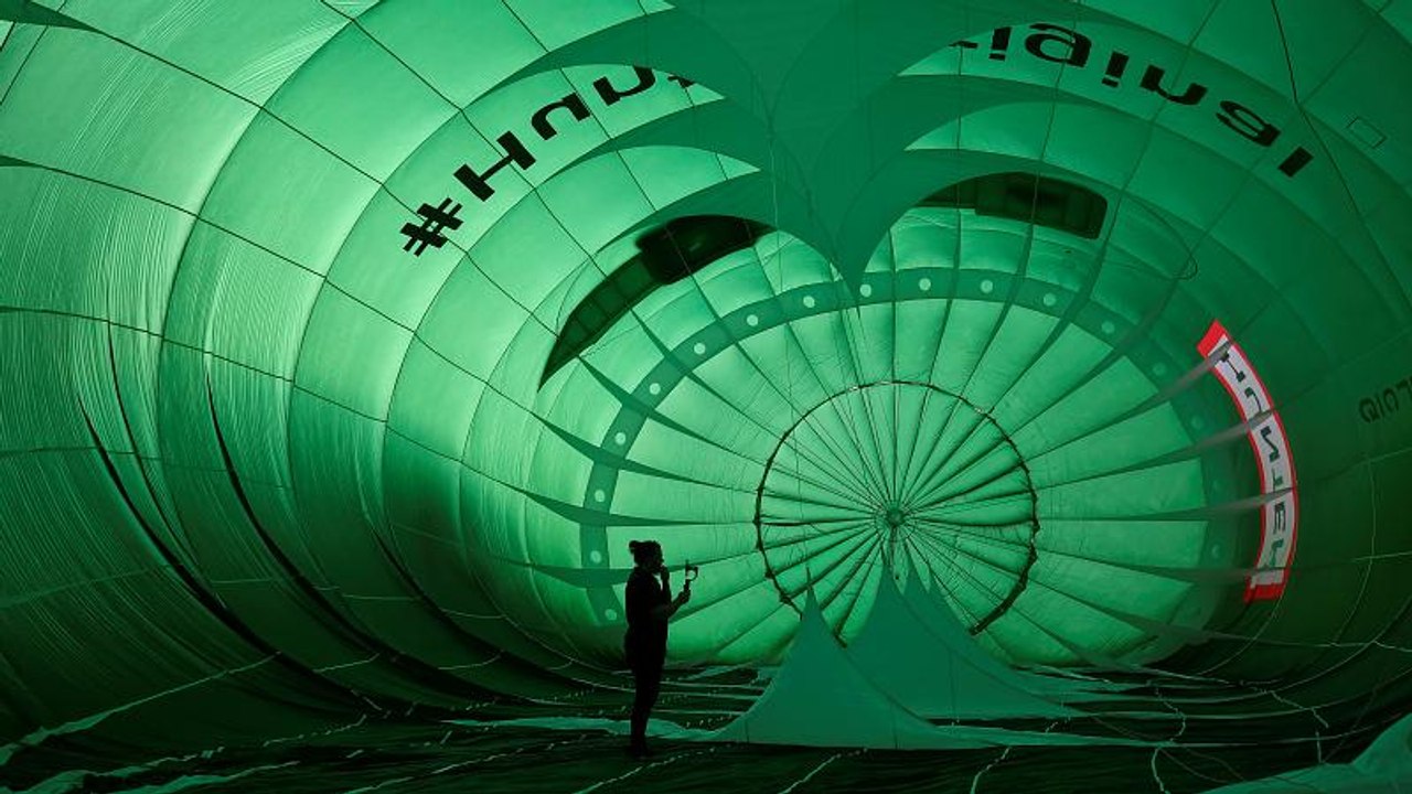 Full of hot air: Europe’s biggest ballooning event gets underway