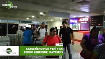Kayserispor'un yeni transferi Pedro Henrique, Kayseri'ye geldi