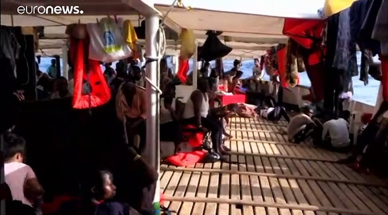 'Open Arms' und 'Ocean Viking' liegen weiter im Mittelmeer fest