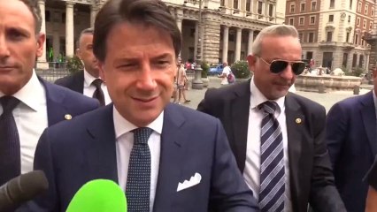 El primer ministro italiano Conte se reúne con el presidente Mattarella.