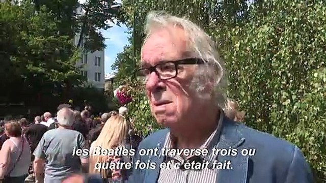 Des fans des Beatles célèbrent les 50 ans de la traversée d'Abbey Road