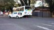 Problema mecânico em ônibus deixa faixa da Rua Paraná Interditada