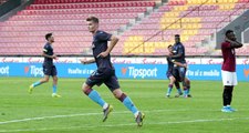 Trabzonspor'a Prag'da hayat veren Sörloth, sosyal medyayı salladı!