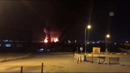 Tuzla'da fabrika yangını