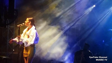 DERYA ULUĞ - Rüya (Sertab Erener cover) (Konser/Canlı) @Sahilpark Antalya - HD