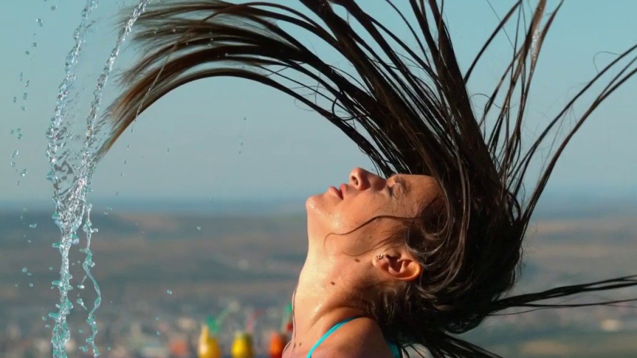 Beauté - Cheveux en été des soins à la pointe