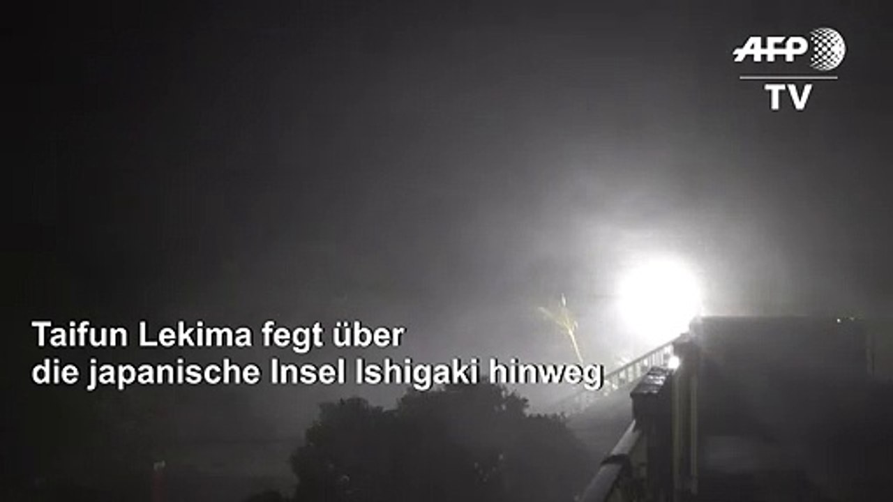 Taifun Lekima fegt über japanische Insel hinweg